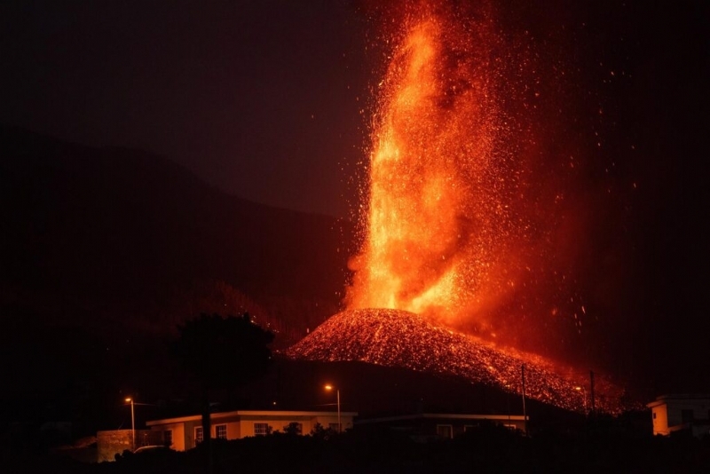Imagen del volcán de La Palma. Radio Televisión Canaria